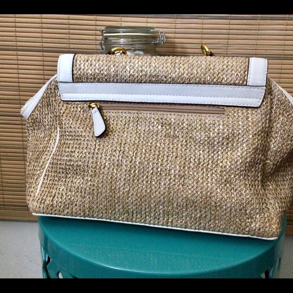 Jessica Simpson GREAT GIFT!! adjustable strap for comfort. - Picture 4 of 16